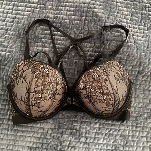 Victoria's Secret Black and Cream Lace Bra 34D